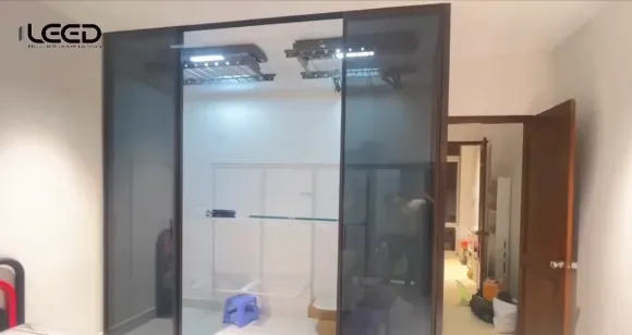 [VIDEO] Cửa Slim lùa thanh mảnh, an toàn, thẩm mỹ cho WC